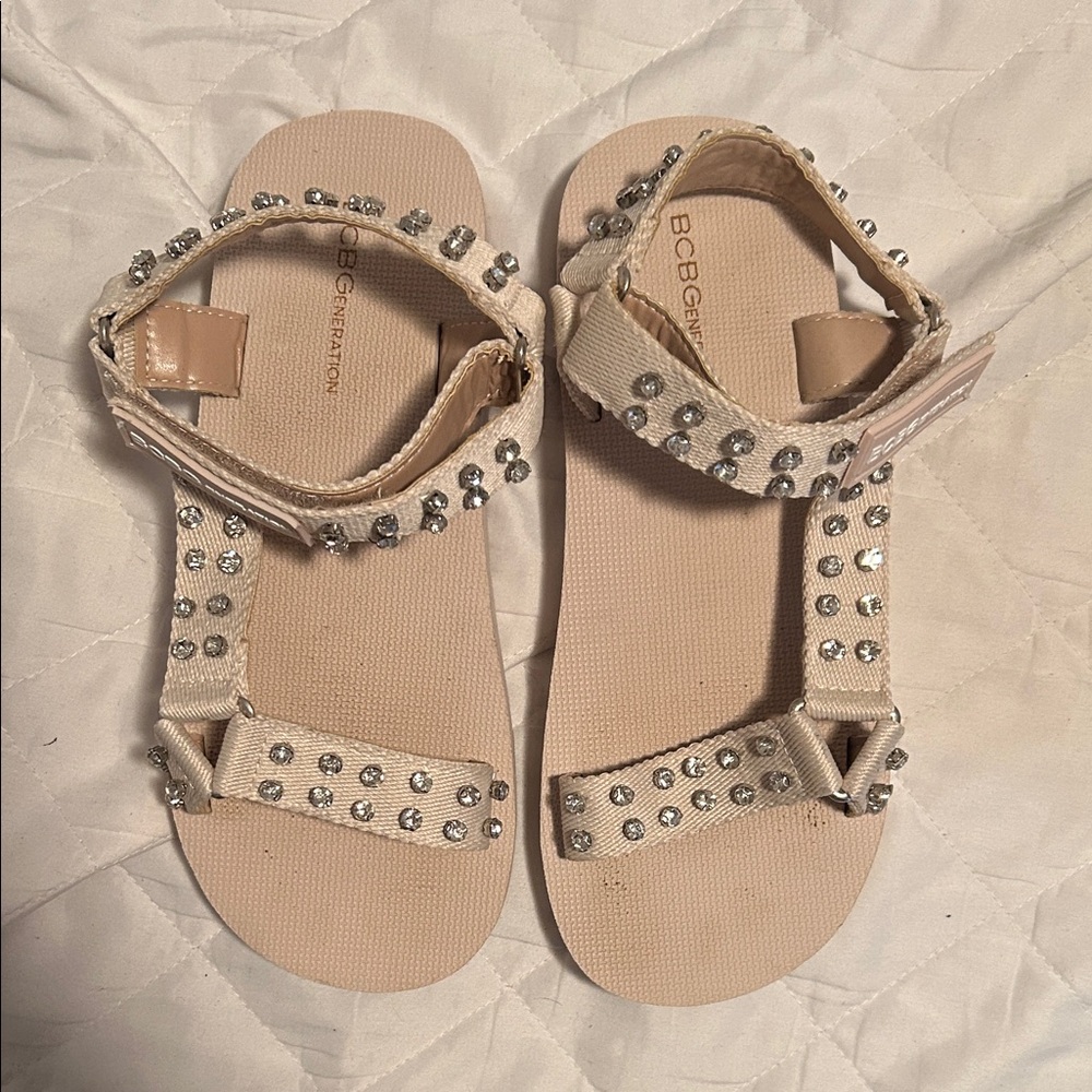 BCBGeneration Beige Sandals with Silver crystals